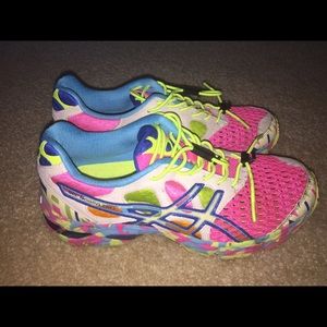 Asics Shoes - ASICS Gel Noosa Tri 7 Shoes size 7 Asics Shoes - ASICS Gel Noosa Tri 7 Shoes size 7